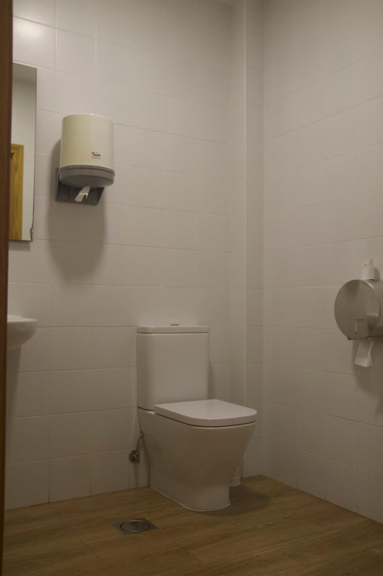 Albergue Parroquial Santiago Apostol De Редондела Екстериор снимка